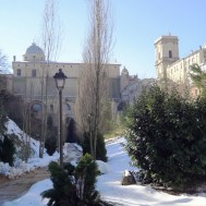 06-chiesa-sotto-neve